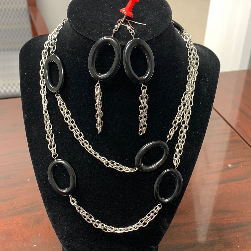 AGATE LONG NECKLACE AND EARRING SET